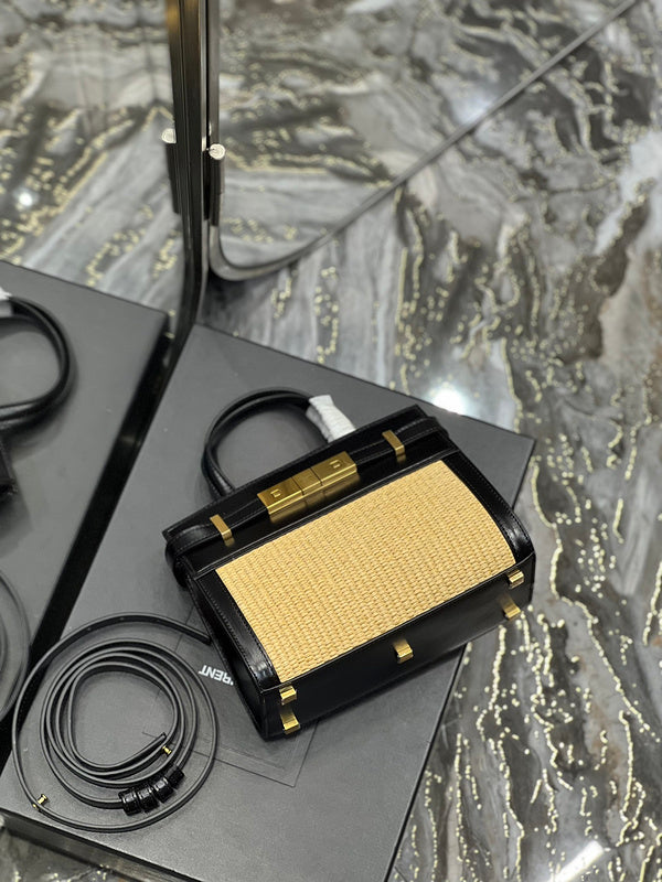 Luxurious Totes - Latest - 8078