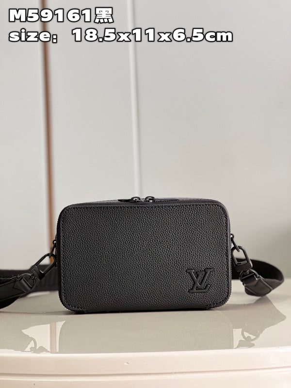 LOV - Luxurious Totes - 796