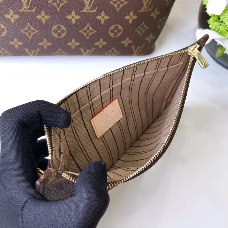 LOV - Luxurious Totes - 2756