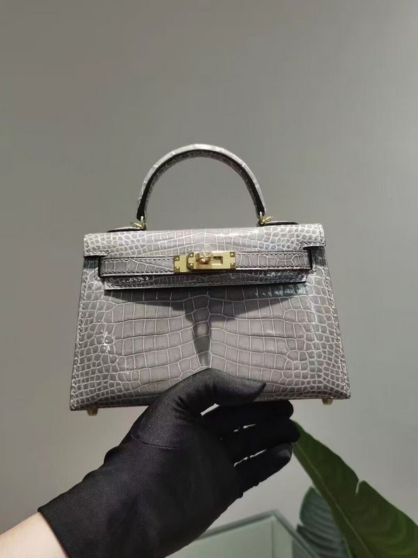 HMS - Luxurious Totes - 006