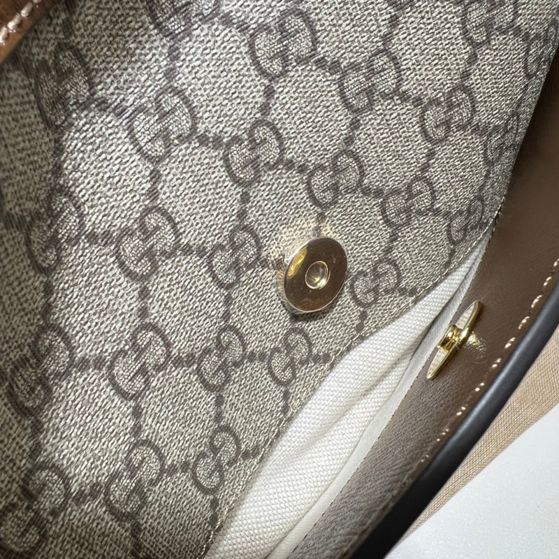 GUI - Luxurious Totes - 049