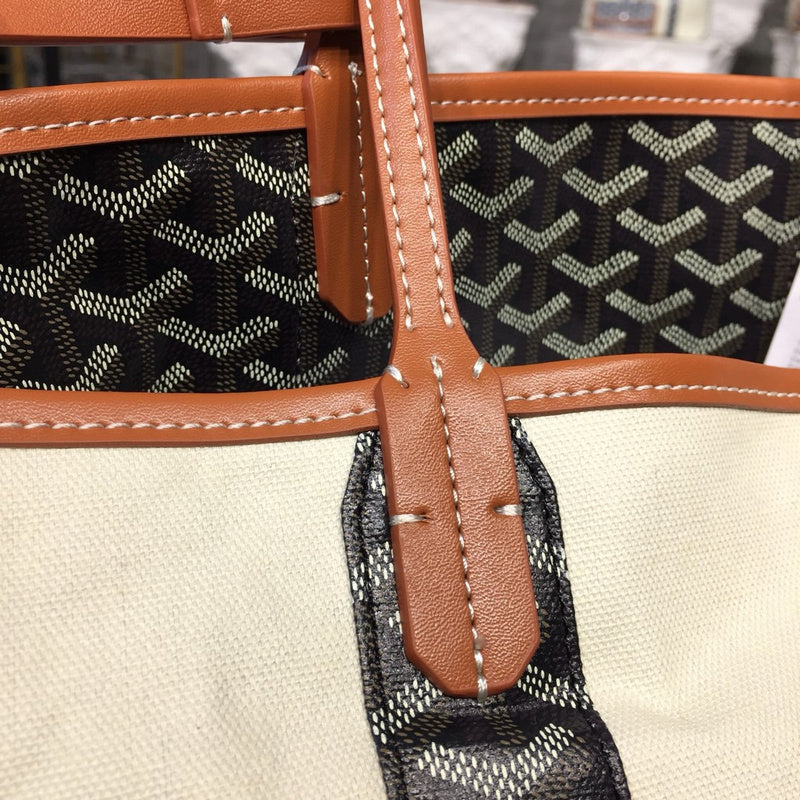 Lux-Totes - GOD Bags - 235