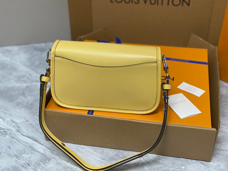 LOV - Luxurious Totes - 032