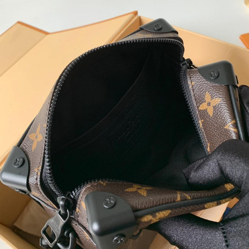 LOV - Luxurious Totes - 2739