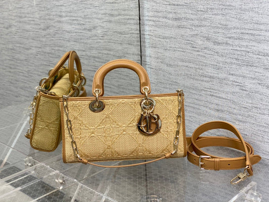 Luxurious Totes - Latest - 6366