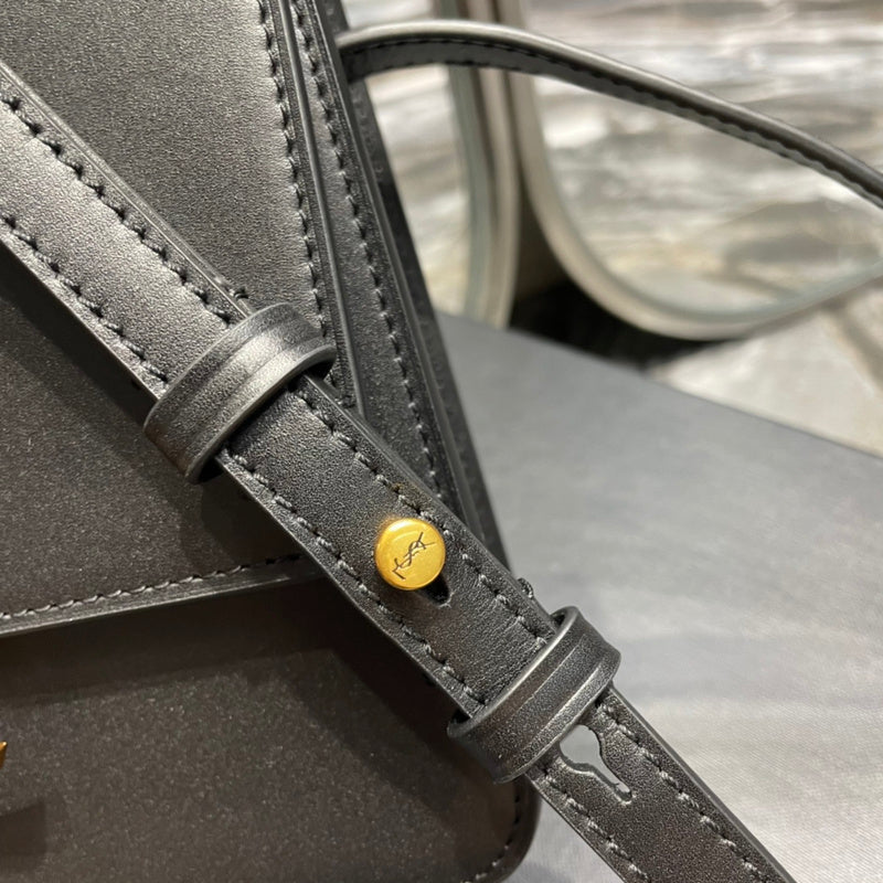 Luxurious Totes - Latest - 8377