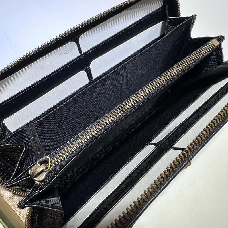 GUI - Luxurious Totes - 261