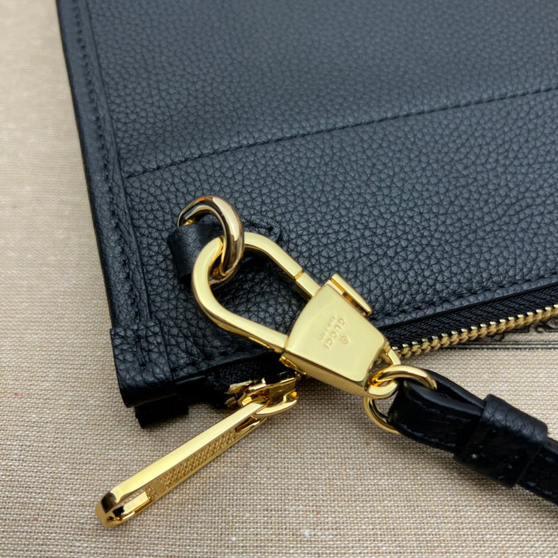 GUI - Luxurious Totes - 045