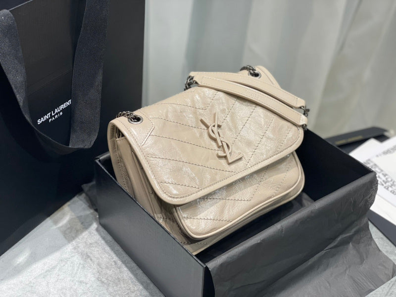 Luxurious Totes - Latest - 8558
