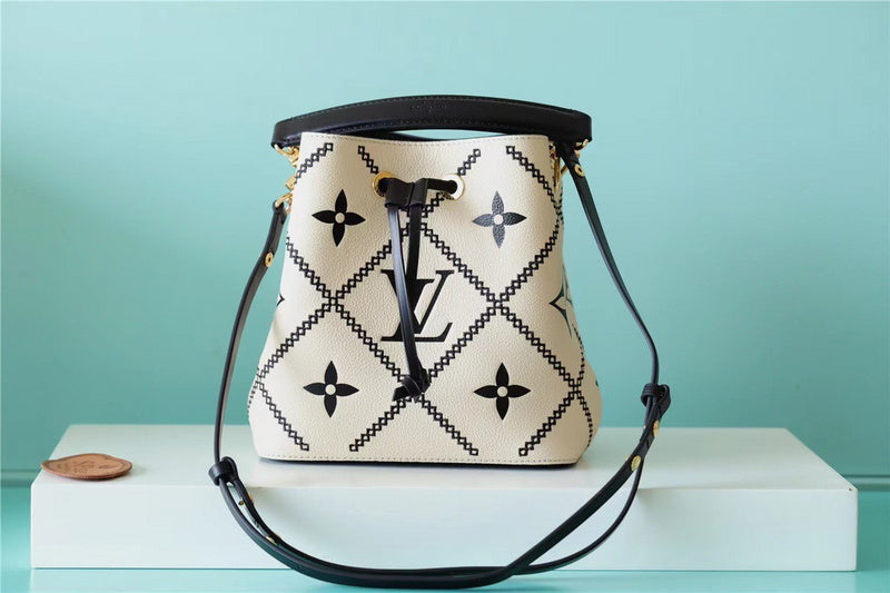 Lux-Totes - LOV Bags - 1026
