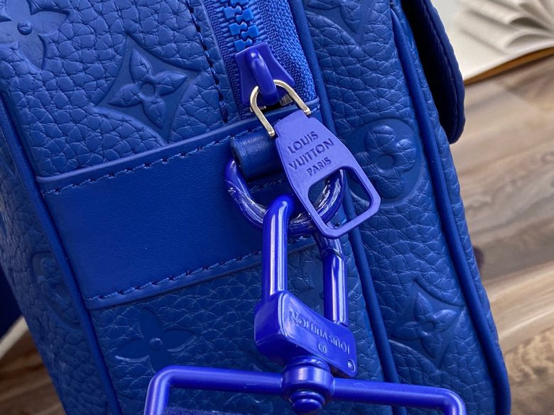 LOV - Luxurious Totes - 2294