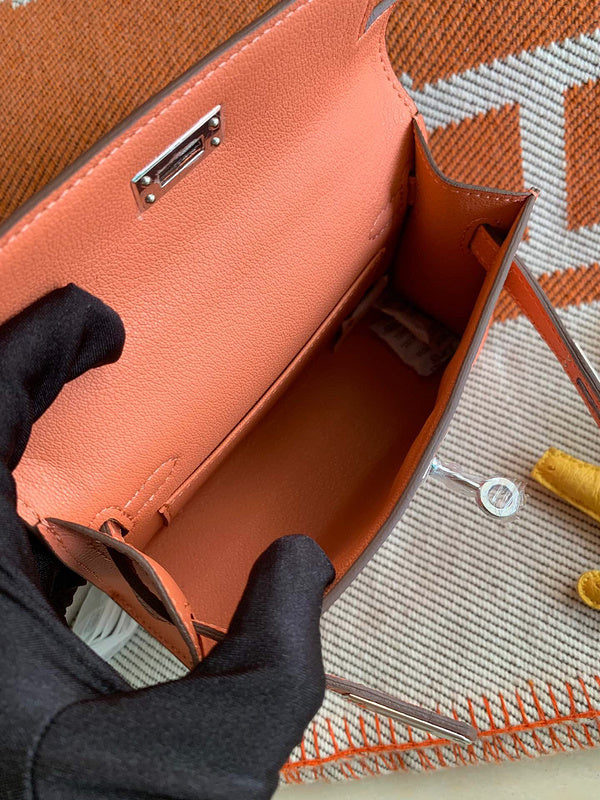 Luxurious Totes - Latest - 6796