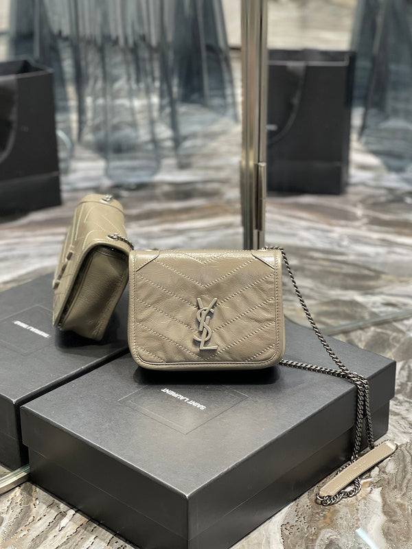 Luxurious Totes - Latest - 8385
