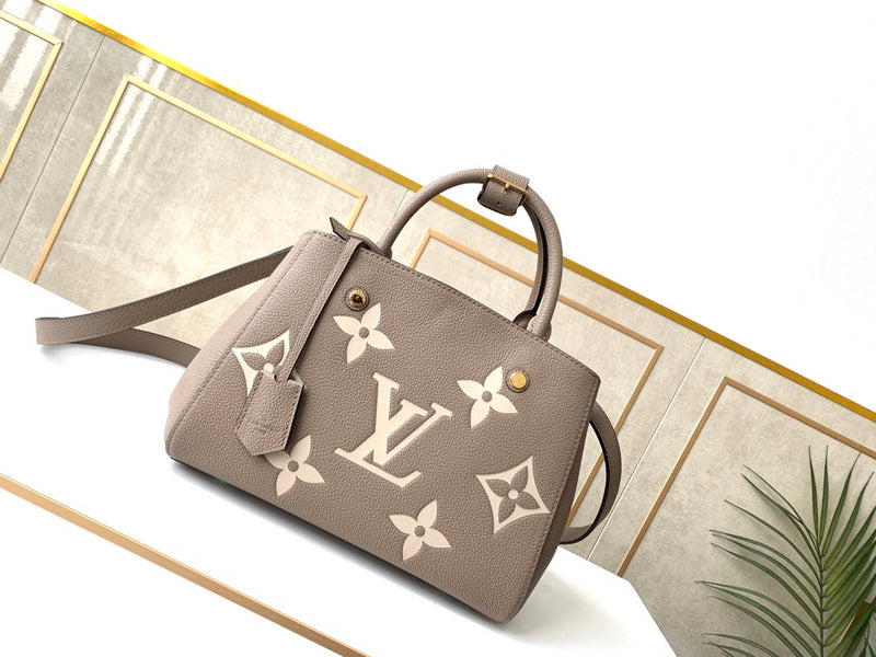 LOV - Luxurious Totes - 2429