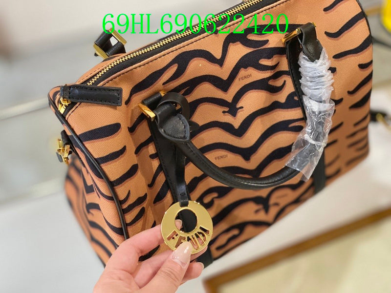 GC - Shoulder - 2875