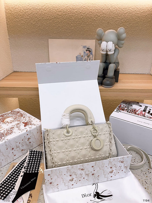 Luxurious Totes - DOR2 Bags - 151