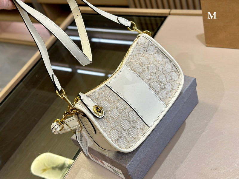 Luxurious Totes - CCH2 Bags - 074