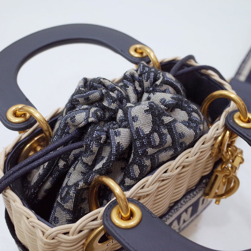 Luxurious Totes - Latest - 6249