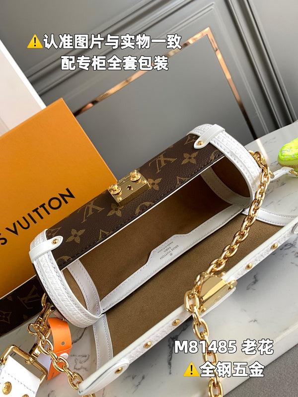 LOV - Luxurious Totes - 811