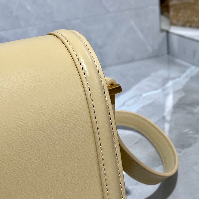 Luxurious Totes - Latest - 9649