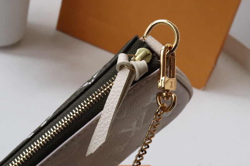 LOV - Luxurious Totes - 1715