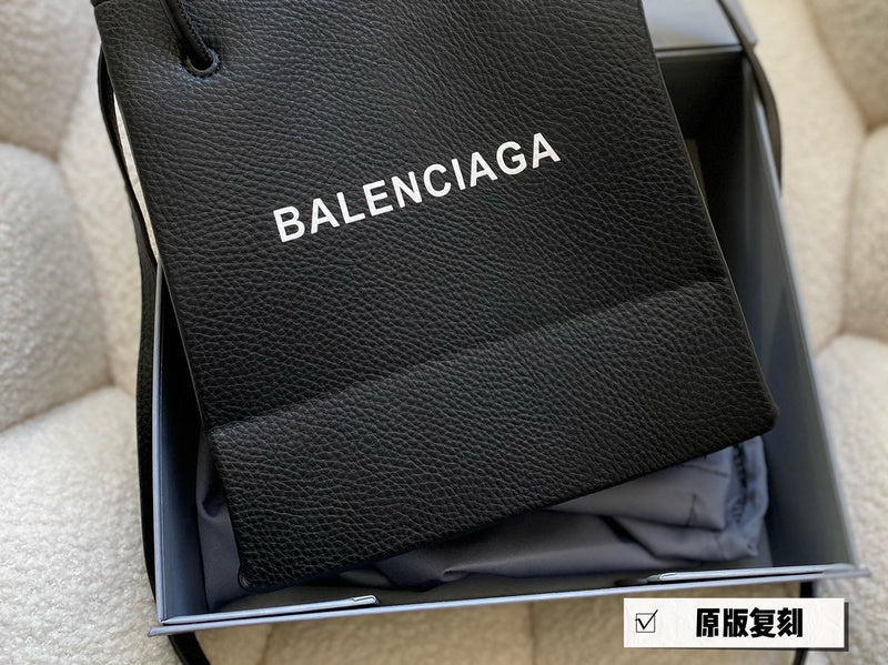 Luxurious Totes - BGA2 Bags - 002