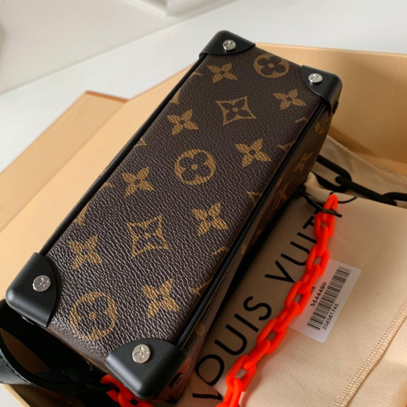 LOV - Luxurious Totes - 2739