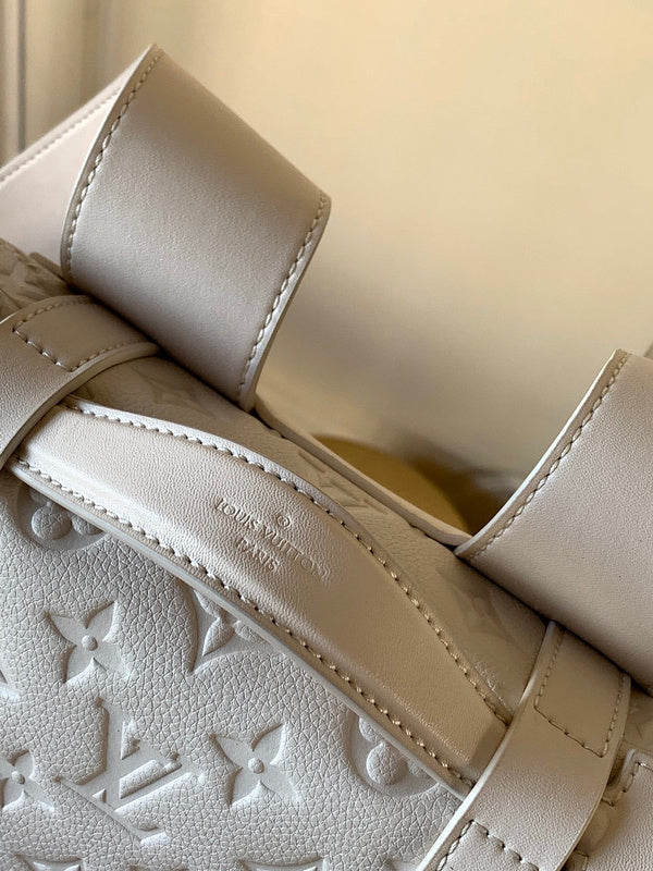 LOV - Luxurious Totes - 2604