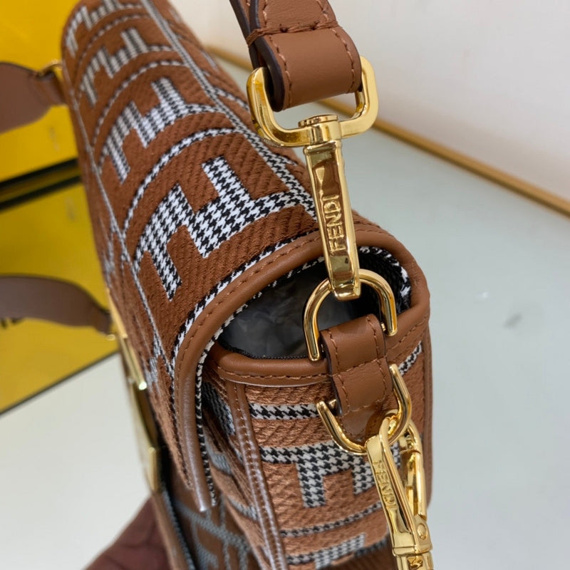 Luxurious Totes - Latest - 11374