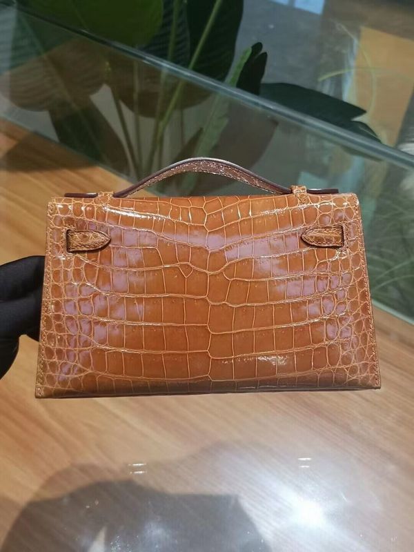 HMS - Luxurious Totes - 024
