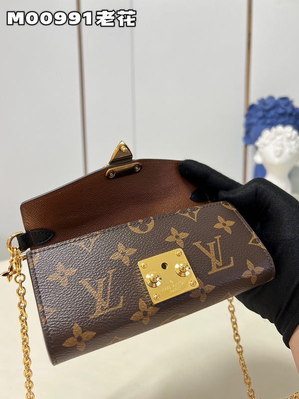 LOV - Luxurious Totes - 466