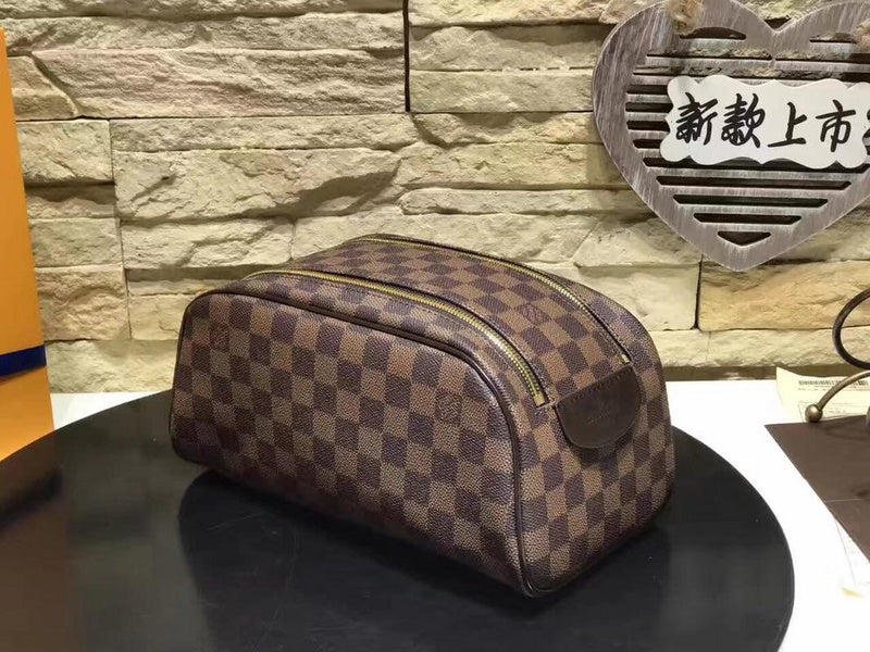 LOV - Luxurious Totes - 2733