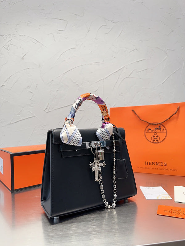 Luxurious Totes - HMS3 Bags - 015