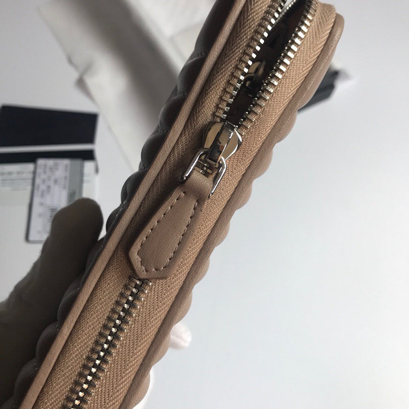 Luxurious Totes - Latest - 10202