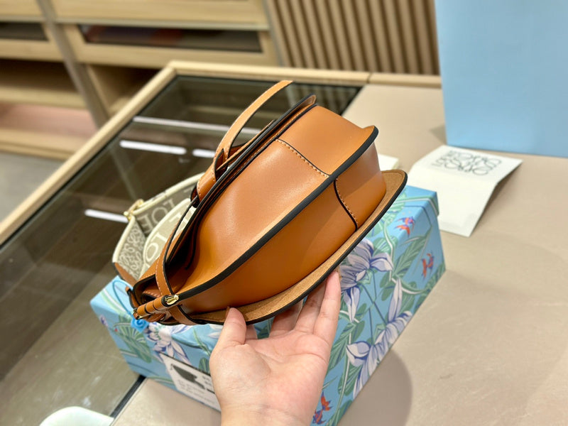 Luxurious Totes - LW-CH Bags - 004