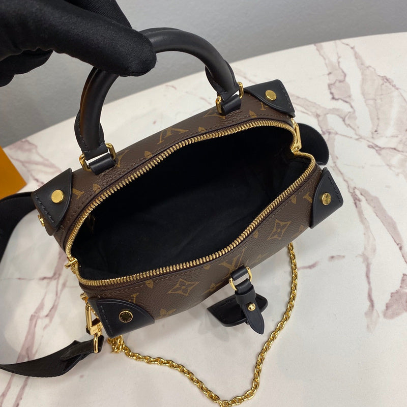 LOV - Luxurious Totes - 2563