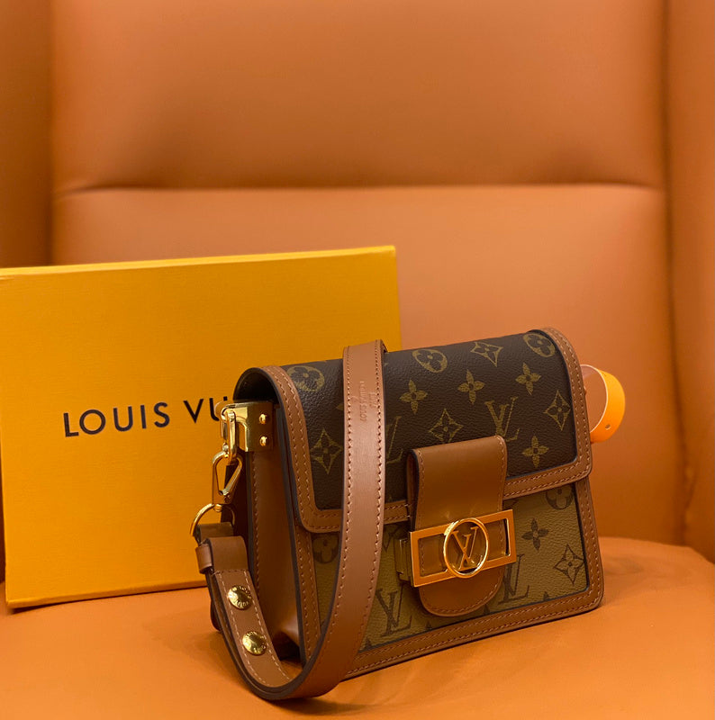 LOV - Luxurious Totes - 1045