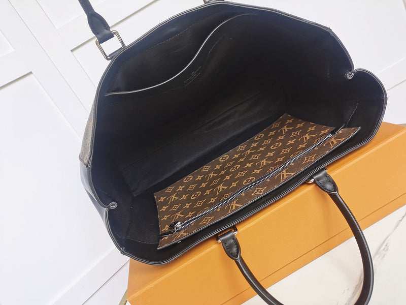 LOV - Luxurious Totes - 2613