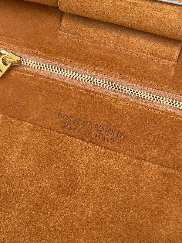 Luxurious Totes - Latest - 6938