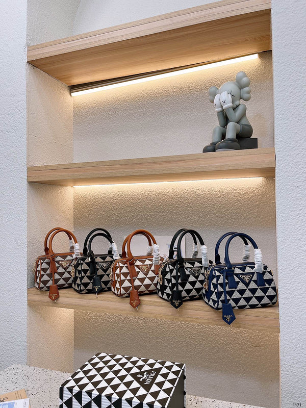 Luxurious Totes - PDA3 Bags - 308