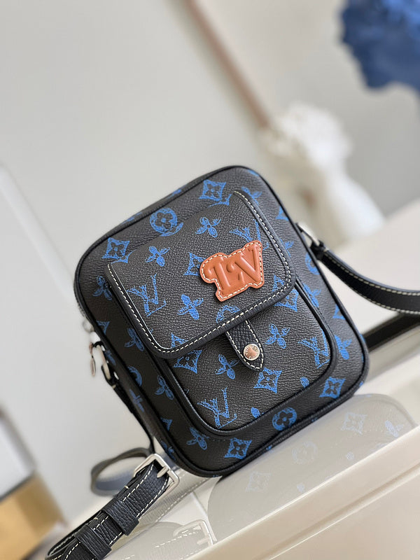 LOV - Luxurious Totes - 1169