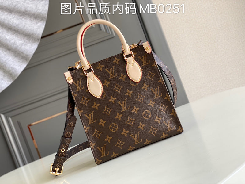 LOV - Luxurious Totes - 1833