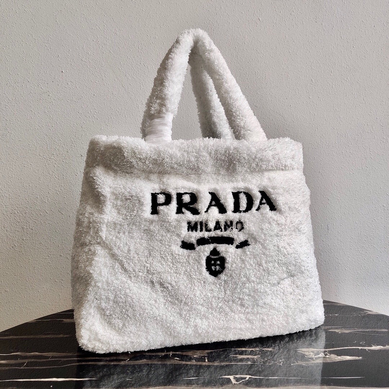 Luxurious Totes - Latest - 4679