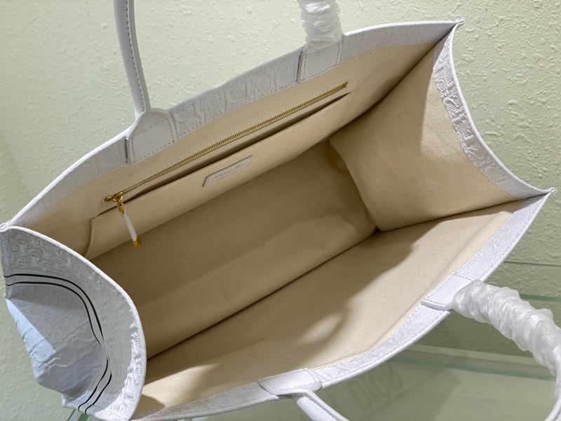 Luxurious Totes - Latest - 6345