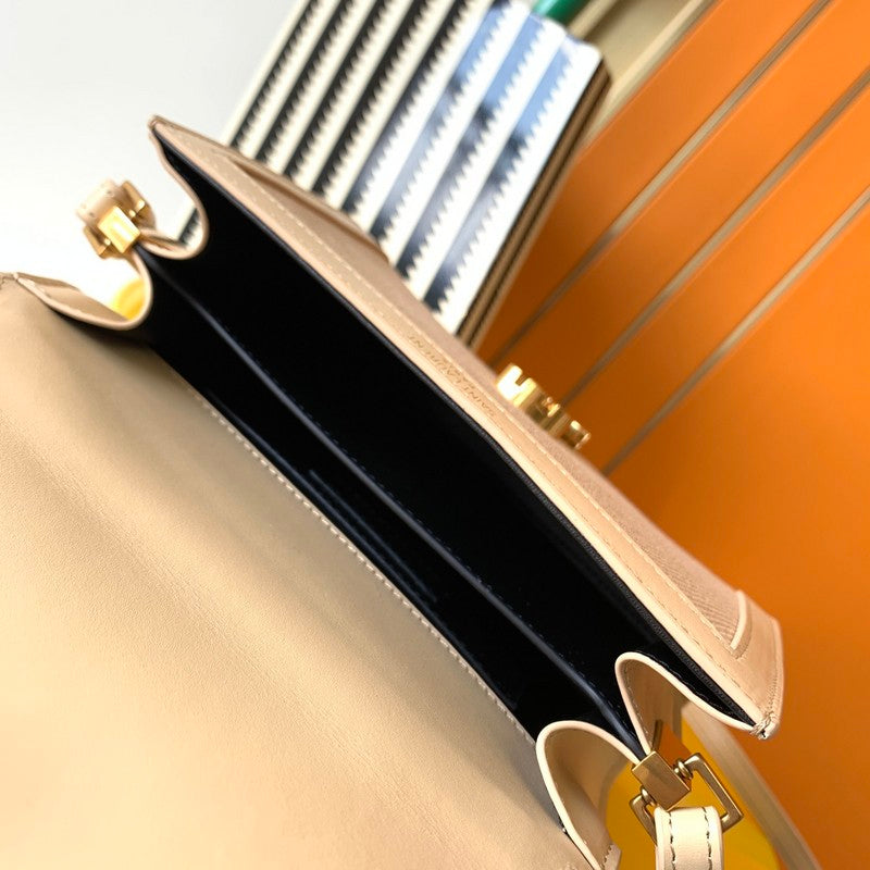 Luxurious Totes - Latest - 7996
