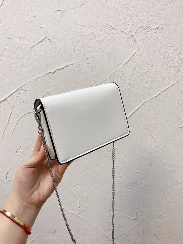 PDA - Luxurious Totes - 235