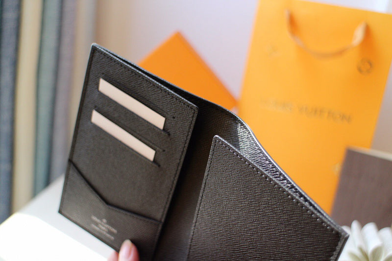 Luxurious Totes - Latest - 928