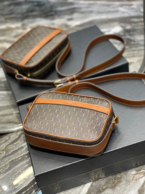 LOV - Luxurious Totes - 469