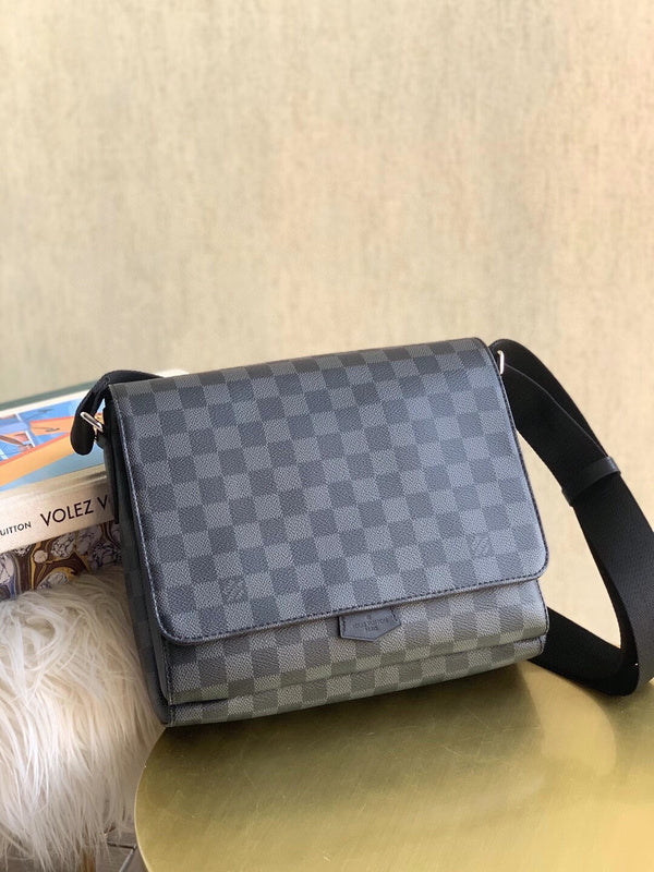 LOV - Luxurious Totes - 725