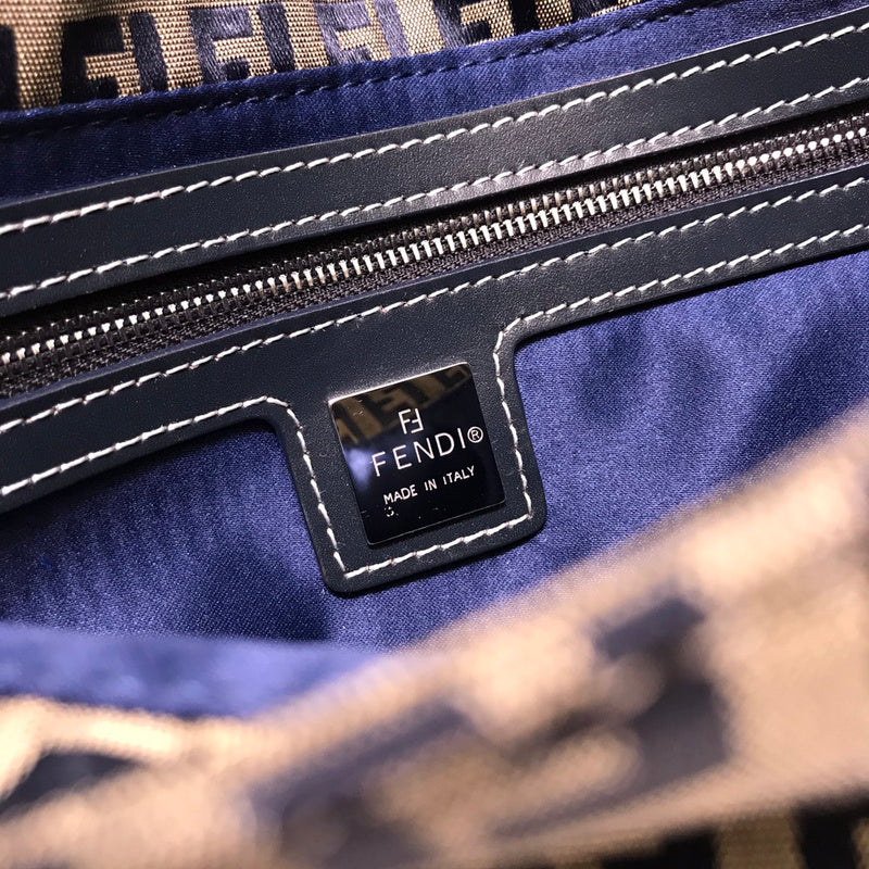 Luxurious Totes - Latest - 11382